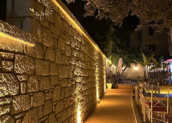 Kekik Alaçatı * Çeşme